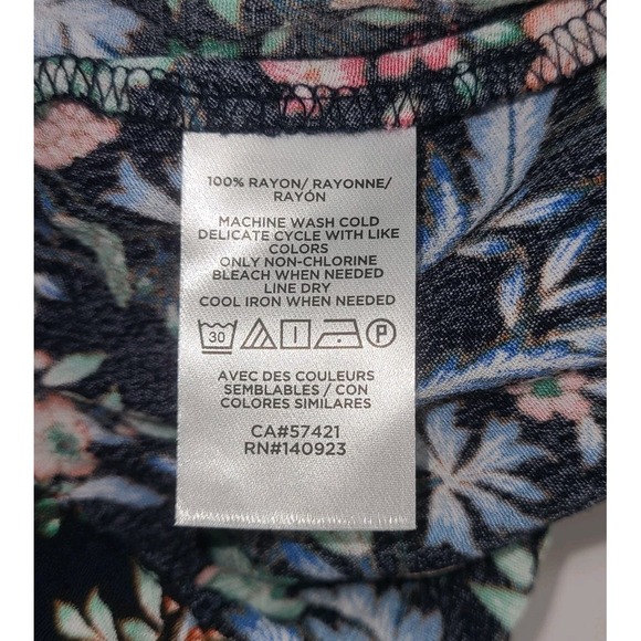 LOFT Floral Rayon Wrap-Style Blouse Size L | Navy Floral V‑Neck Long Sleeve. EUC - Picture 7 of 7